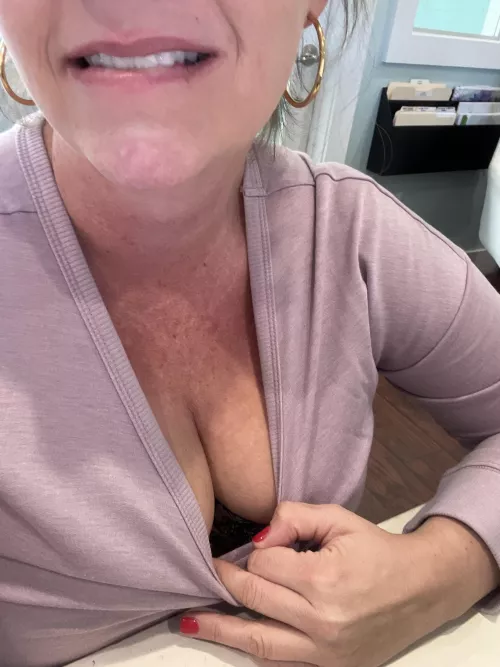 I’m at work! Stop looking!!