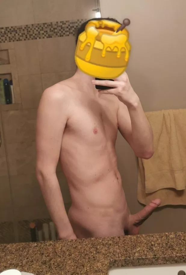 I'm bored at work so here's something something I took earlier 😈