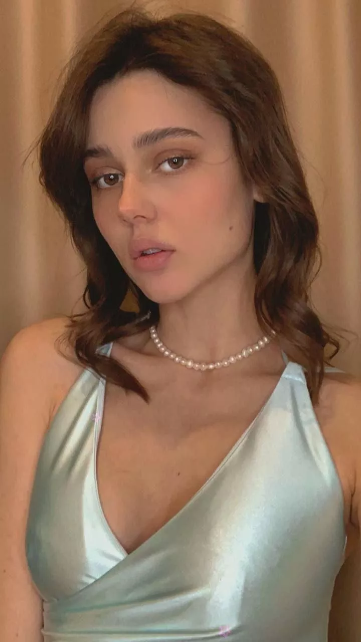 I’m curious, how many of u would fuck me👇