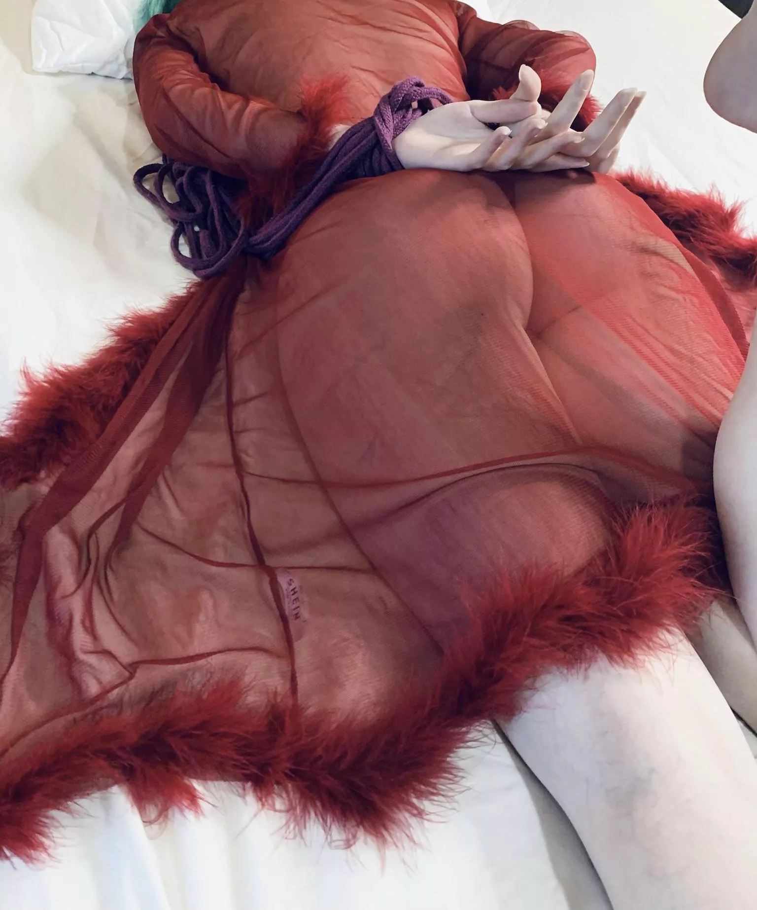 I’m definitely more BDSM lite but do love being tied up [F]