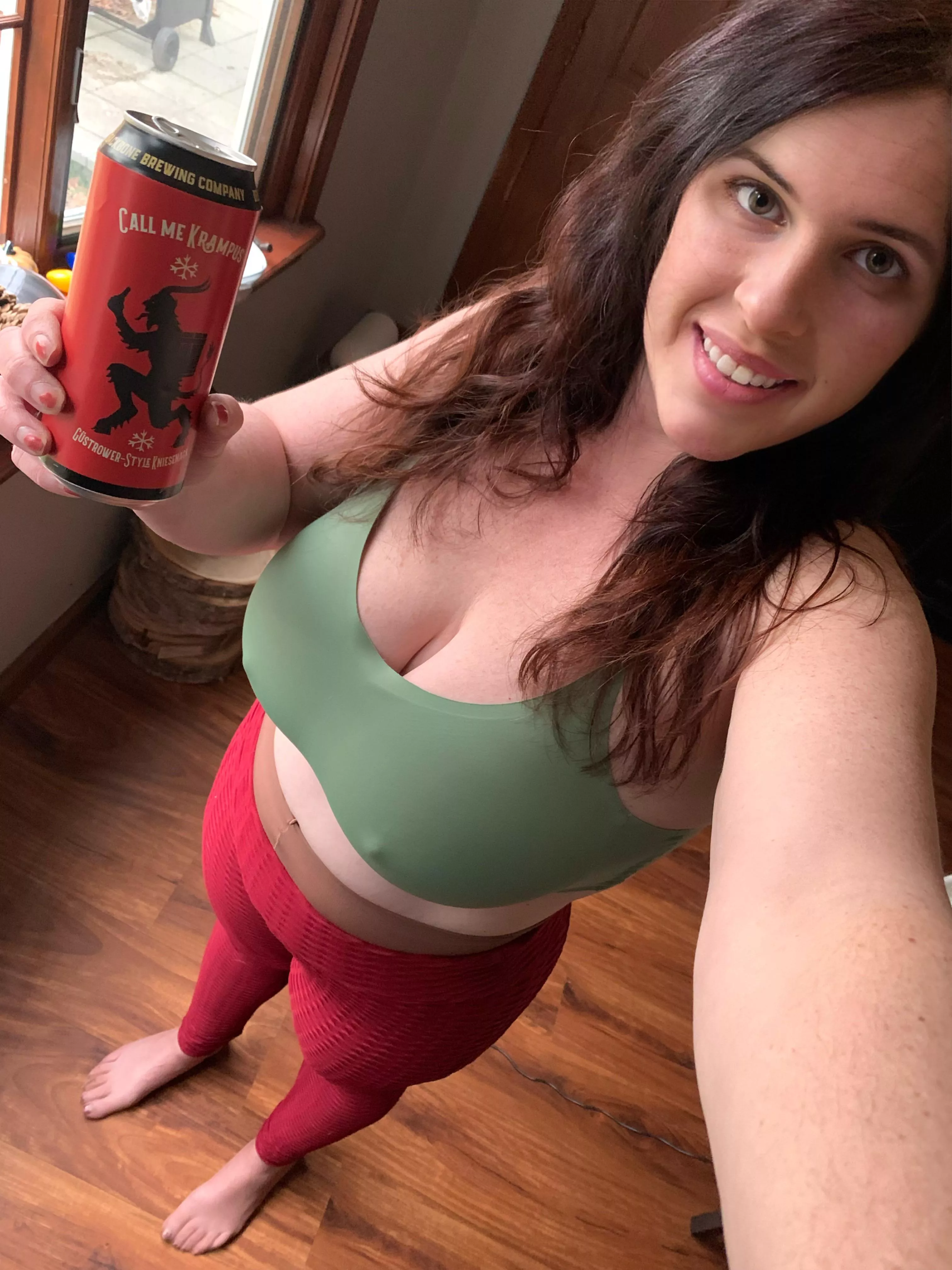 I’m doing some 1 lb curls.