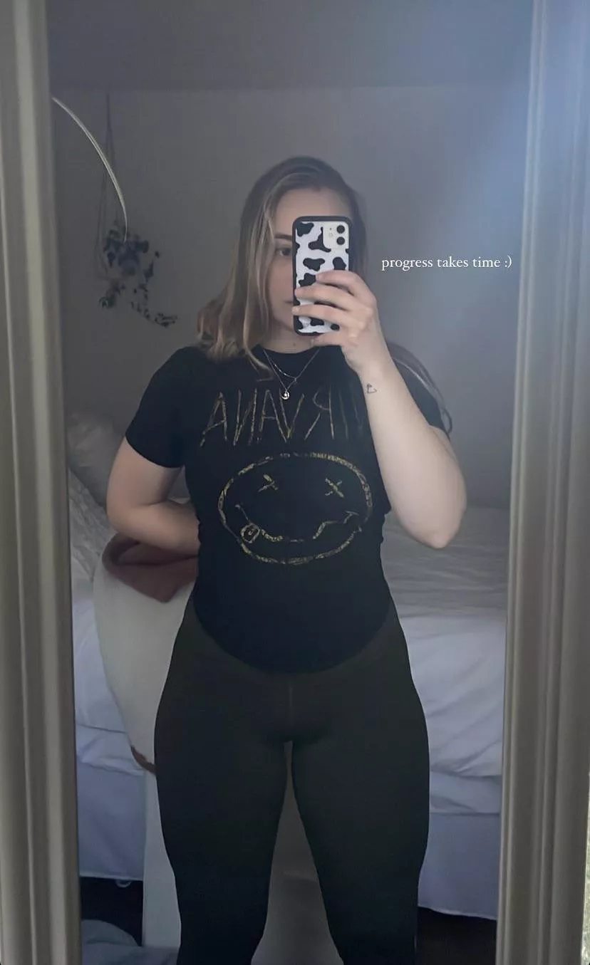 I’m dying to see what she looks like from the back