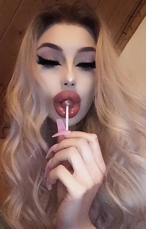 i’m extra spicy😈👅🍭
