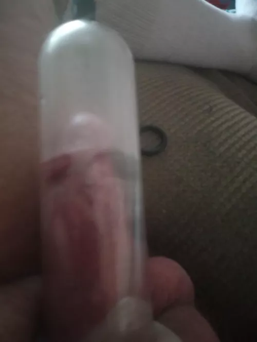 I'm fairly new to this... am I doing it right? I haven't gotten mine to swell and fill the tube like you all have. Give me some tips or tricks please!?