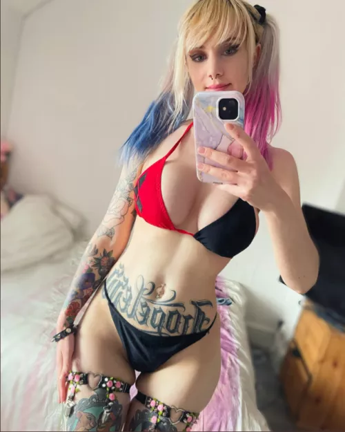 I'm feeling naughty 😚 [f]