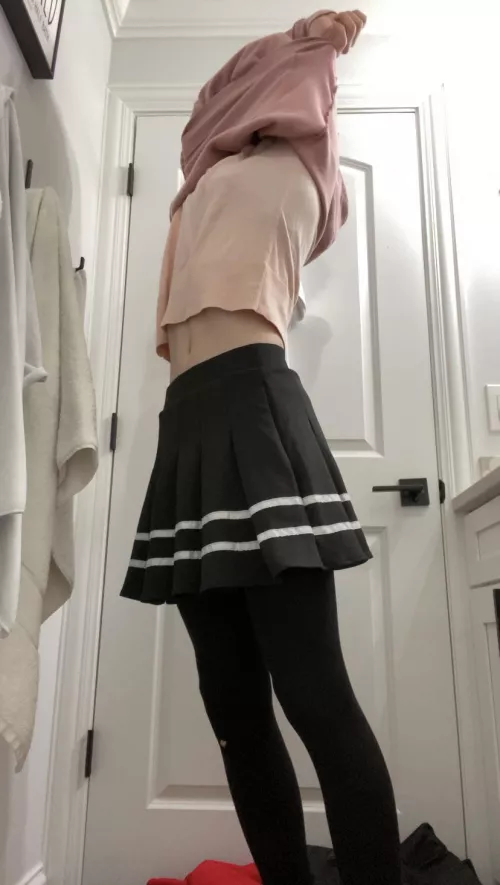 I’m feeling really dysphoric and hate being so tall. At least the fake boobs help :/