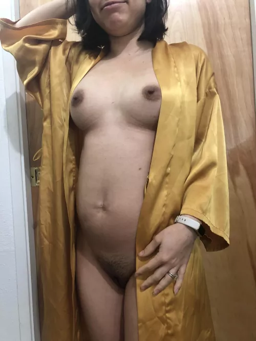 I’m finally starting to show! What do you think?