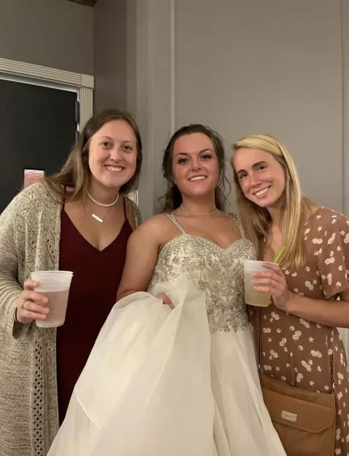 I’m fucking the bride😏