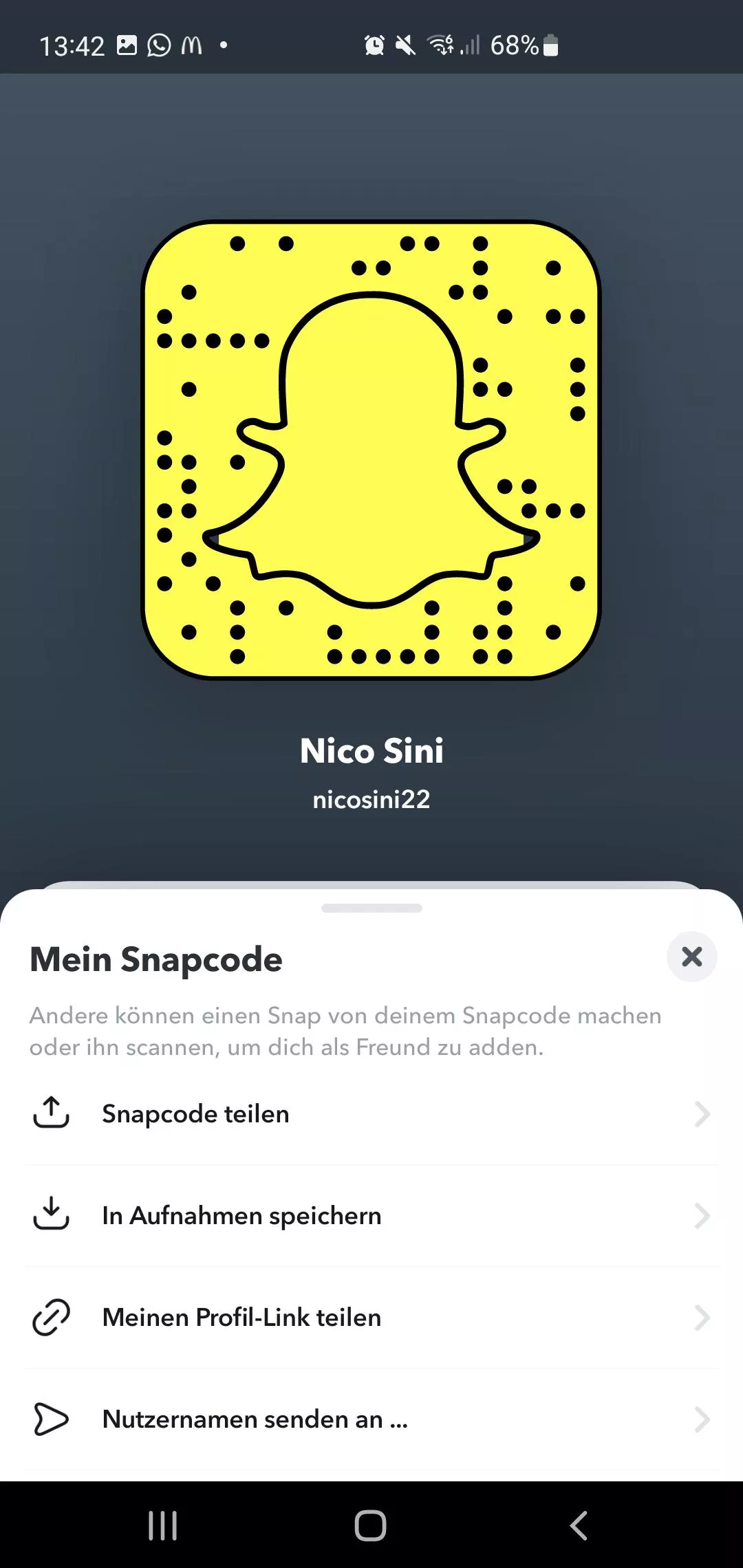 I'm german/arab 18 so horny so if you are a bottom or you have a big cock hmu and let's have fun 😛