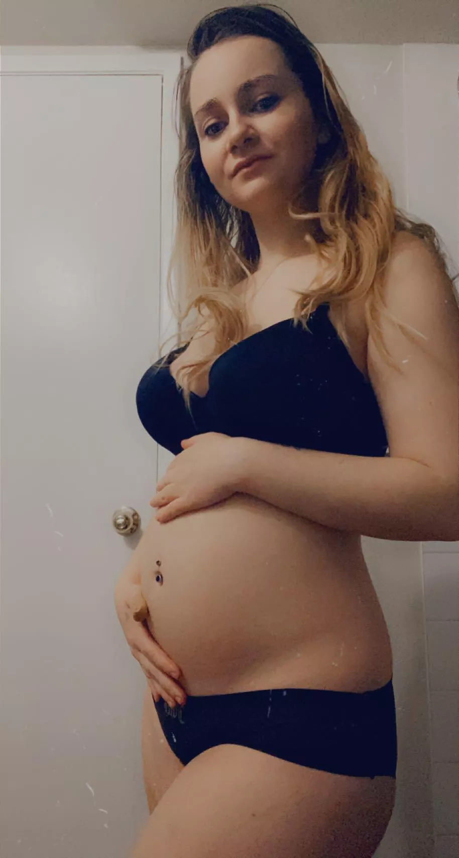 I’m getting a bump ahah I’m so excited and happy 😃