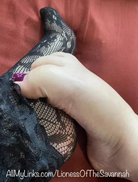 Iβm getting a pedicure tomorrowβ¦ What color should I get?! π