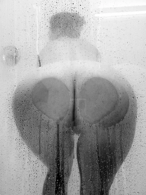 I'm getting ready for a fun evening. My husband took this photo just to share with you!