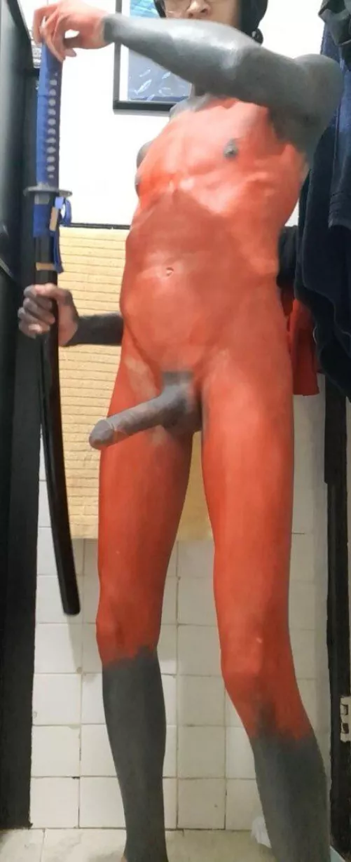 I’m in bodypaint, feel free to give me horns and a tail