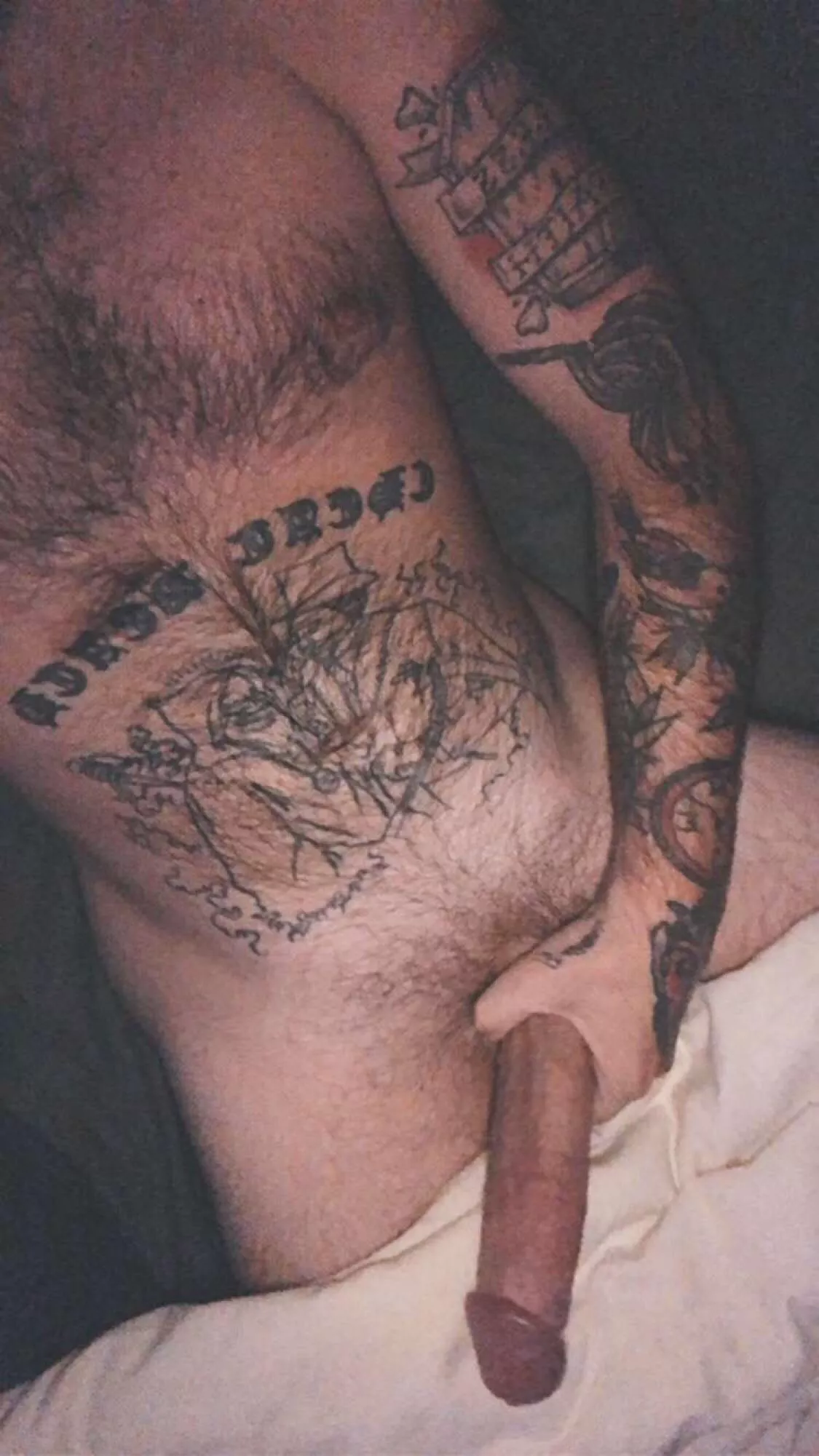 I’m in the mood to be suffocated by someone’s thighs 💦 (OC)