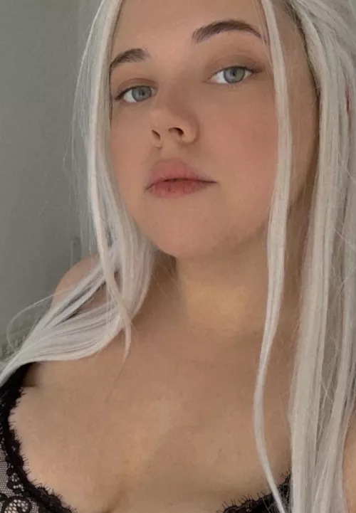 Im just a girl with wet dreams and sticky fingers 😈onlyfans link down below 😉