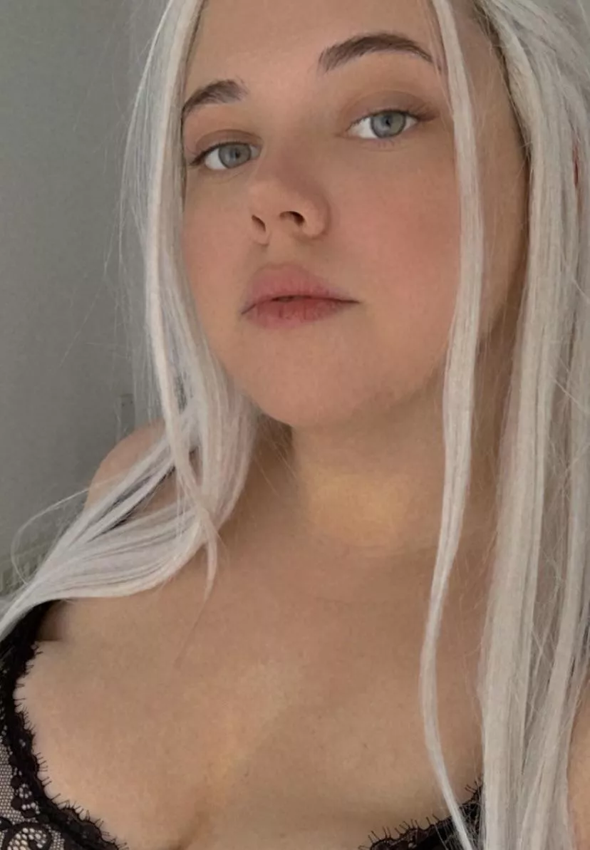 Im just a girl with wet dreams and sticky fingers 😈onlyfans link down below 😉