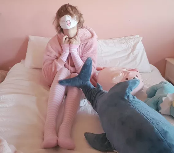 Im normally pretty shy but I’m feeling cute in this pic so I thought I’d post it.