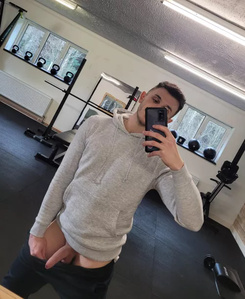 Im not always naked and hard. Unfortunately 💁‍♂️