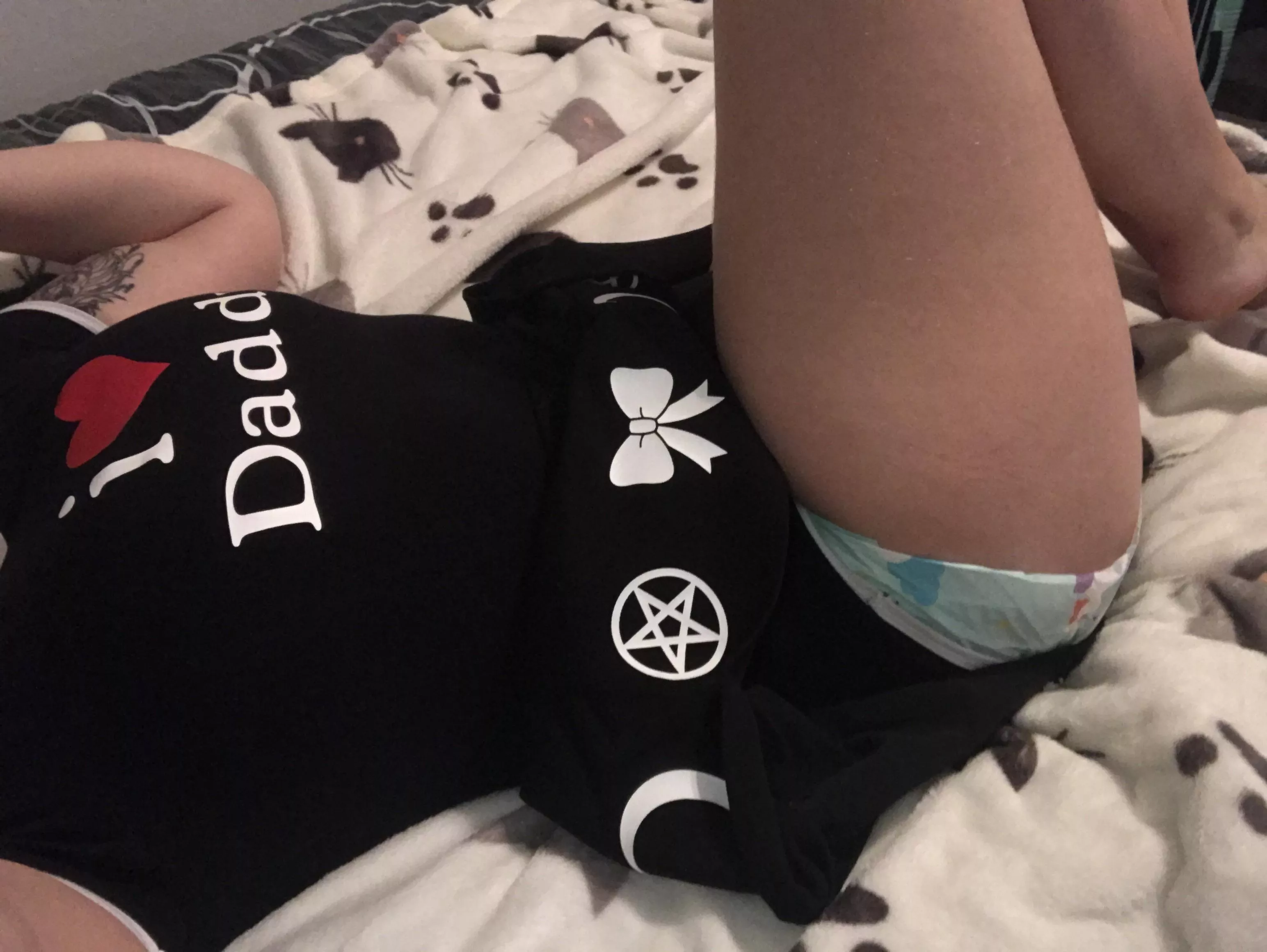 Iβm obsessed with LfB onesies rn π€© Iβm obsessed with LfB onesies rn π€©