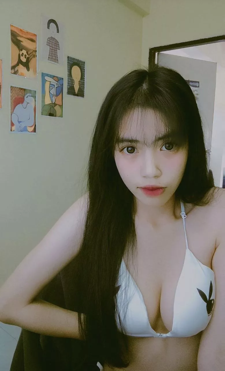 I’m offering my body to you, will you accept it ? 😇