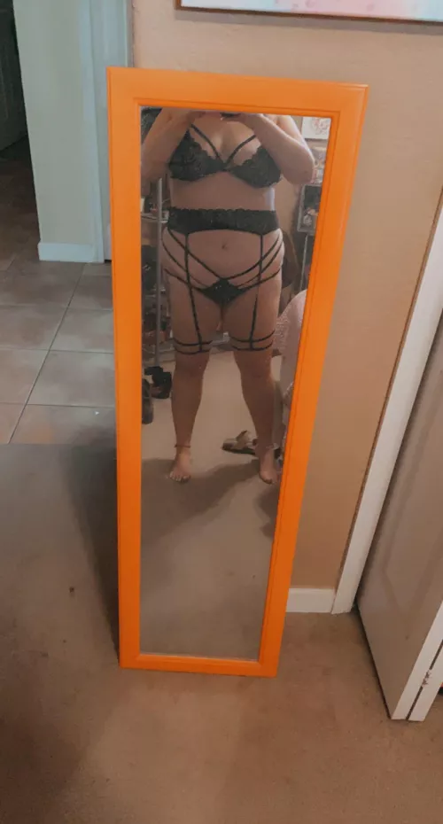 I’m ready for someone to take this off of me - it’ll be worth it. I promise 😘