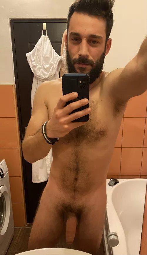 I’m running out of poses, maybe i should take a break …or a haircut