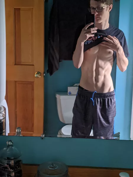 I'm shy to show cock 😅