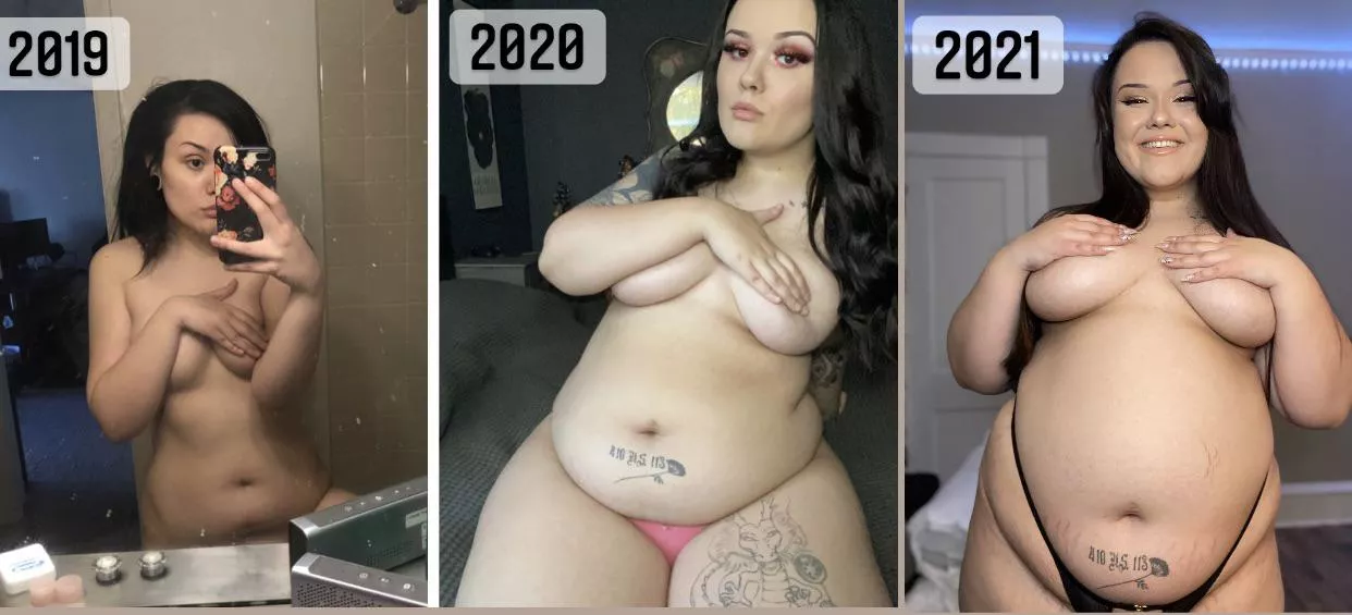 Im so excited to see the pic for 2022 😅❤️ My belly is so much bigger every year!