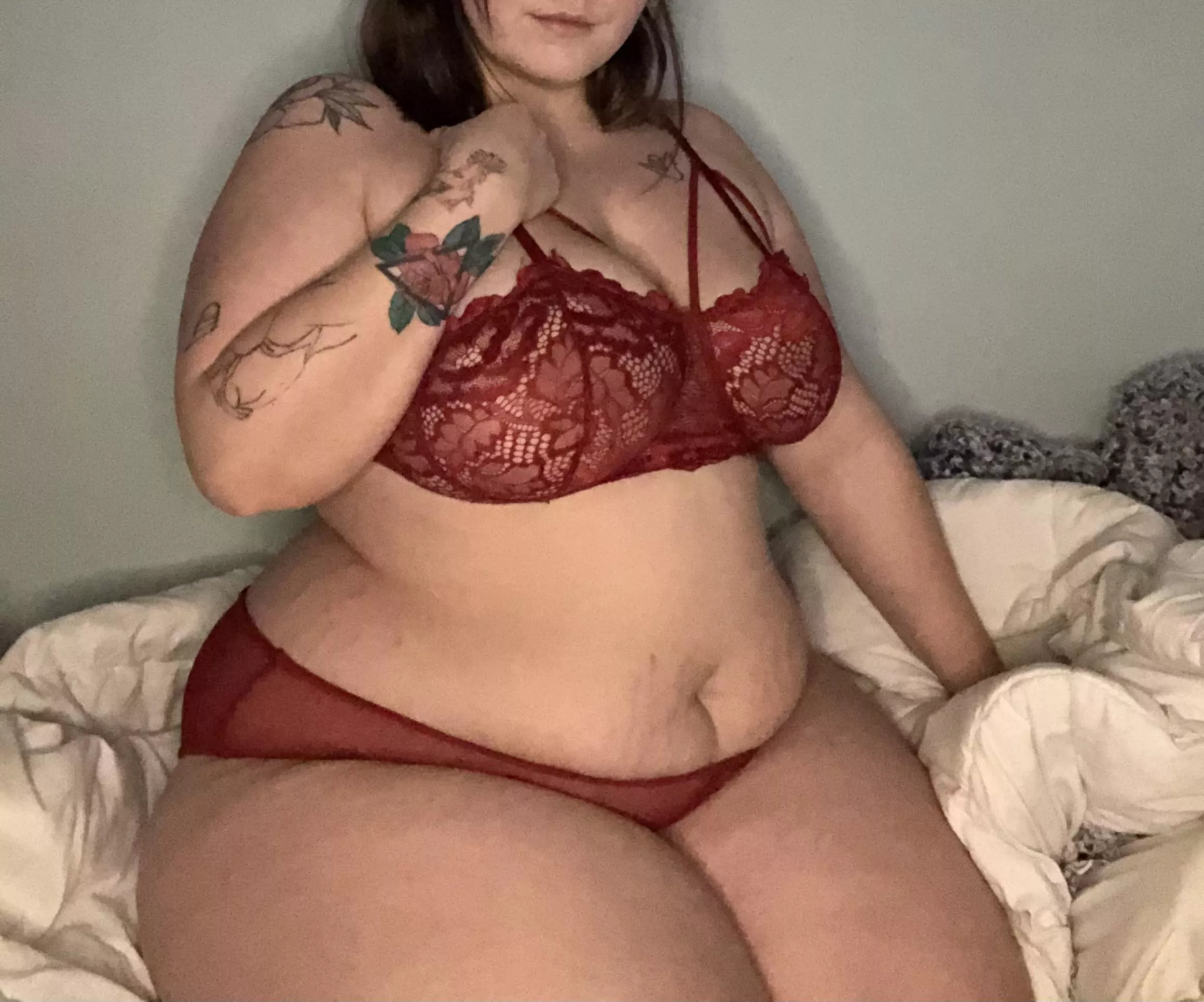 I’m so hungry for McDonald’s. Feed me daddy 🥰