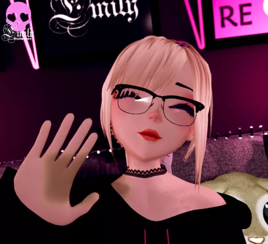 I'm so late because my sleep schedule is now full of shit, whoever is awake right now, I really hope for your support🖤 https://chaturbate.com/emyliveshow