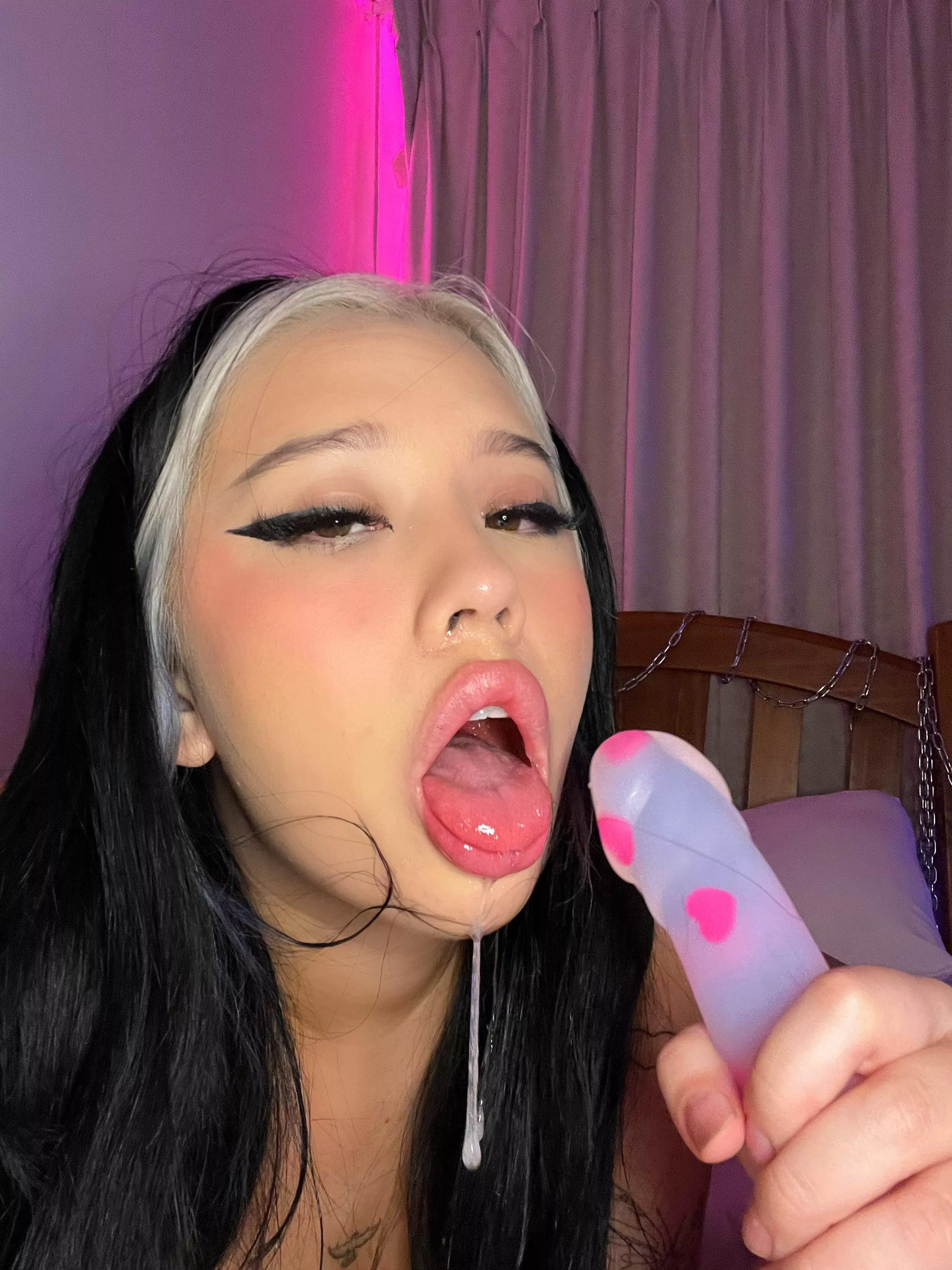 i’m so little but can fit big things down my throat 🥺 subscribe to see me play with my tight asian pussy