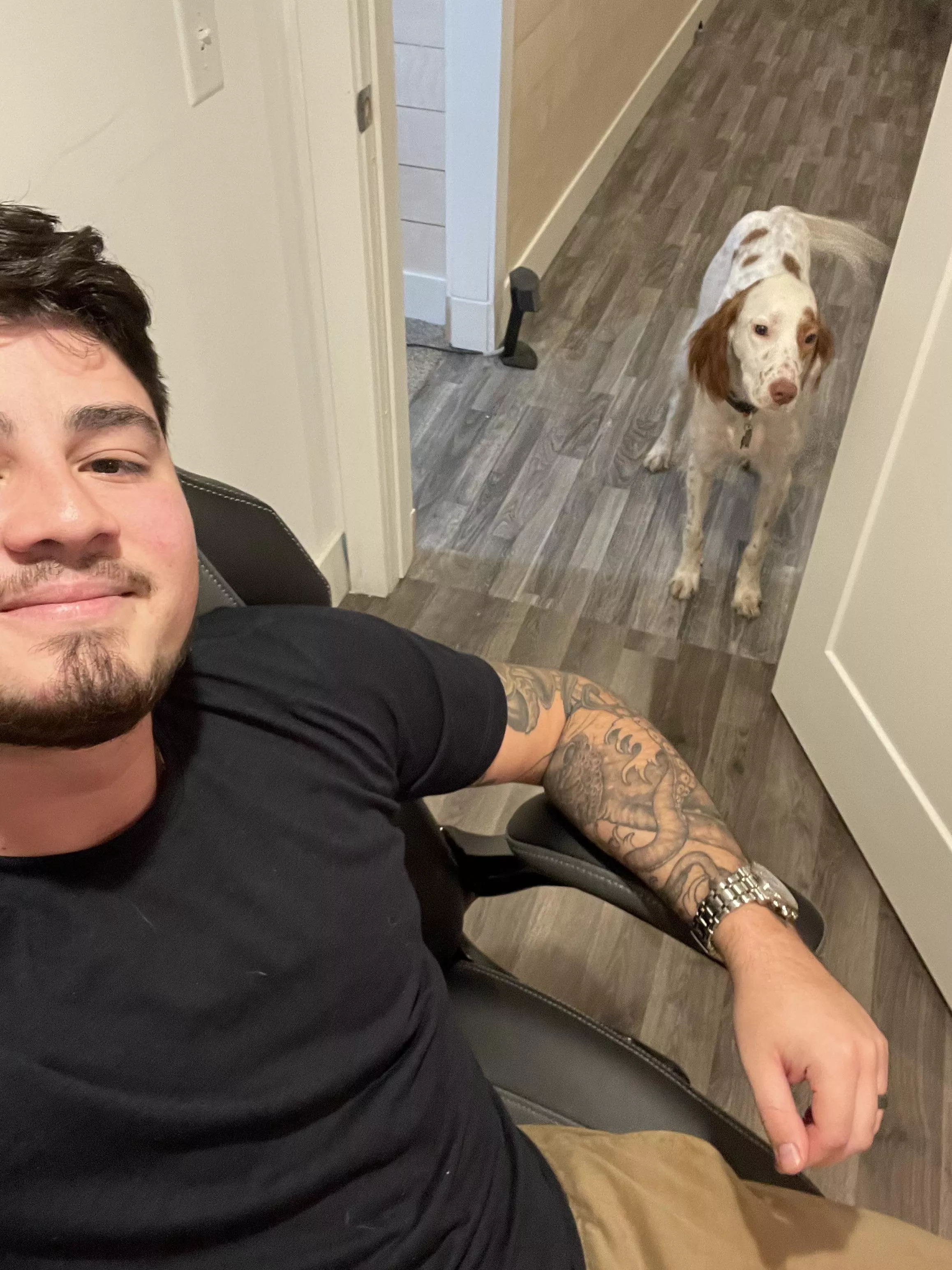 I’m the one to the left, the right guy is cuter though. I’m the one to the left, the right guy is cuter though.