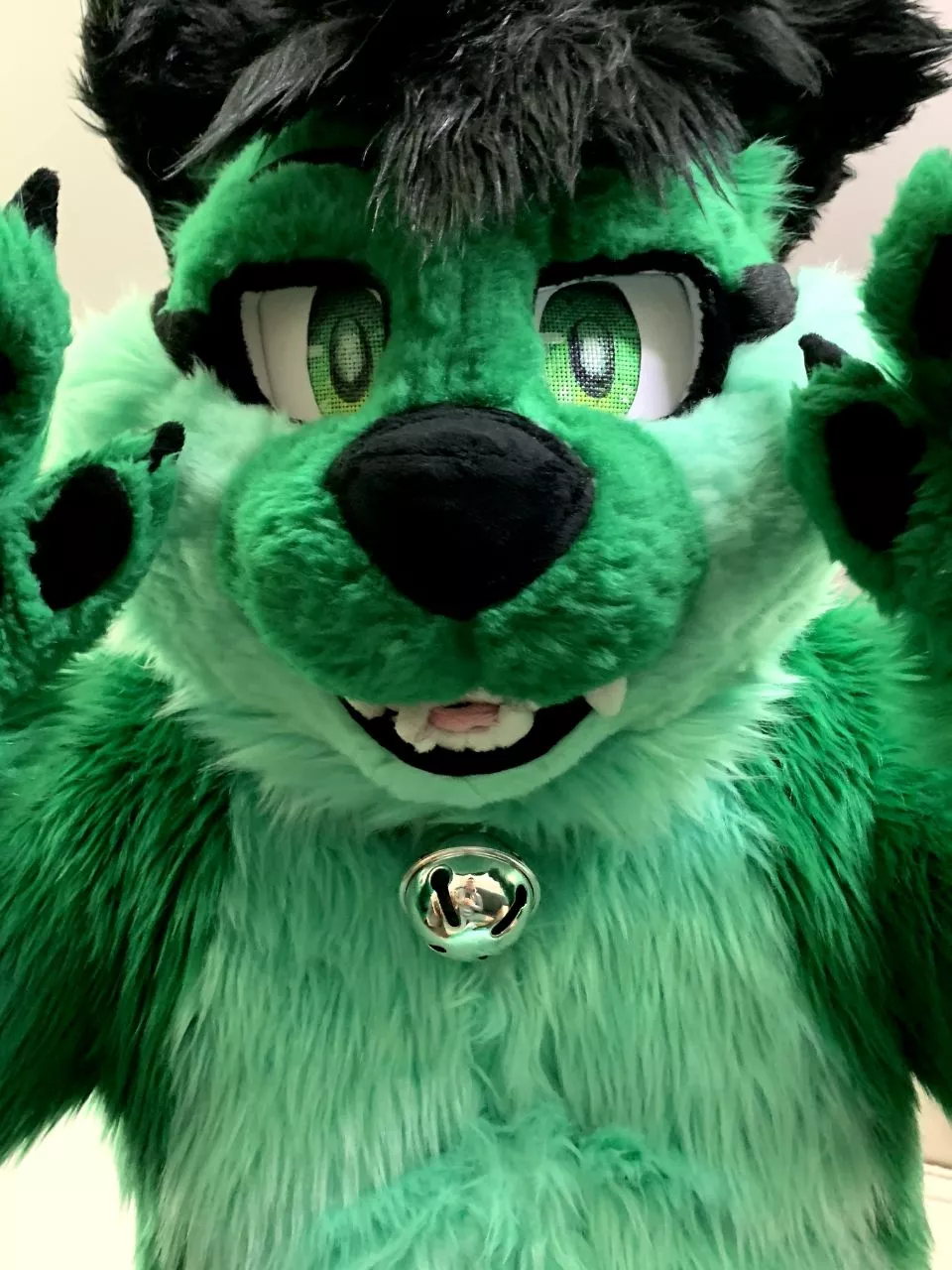 I'm vewy big and scawy 🥺