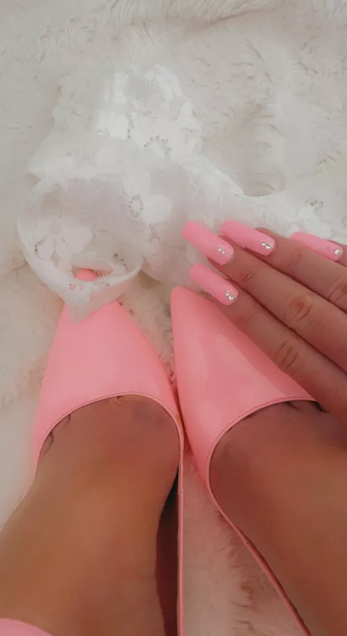 I’m waiting for you baby