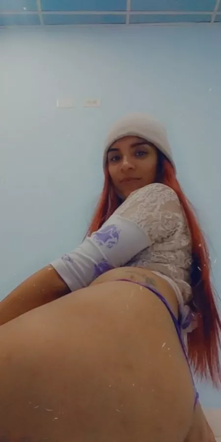 I'm wet💦 and ready to play with you👌😈 Who wants to [Sext] [GFE] or [Cam] [pic] [vid] with me?🔥😏 My kik or telegram victoriadirty