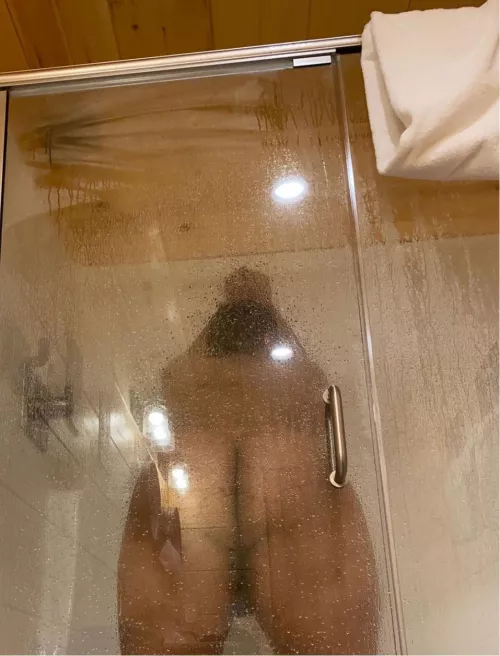 imagine the sounds we’d be making in the shower 👀 👏🏼 👏🏼 👏🏼