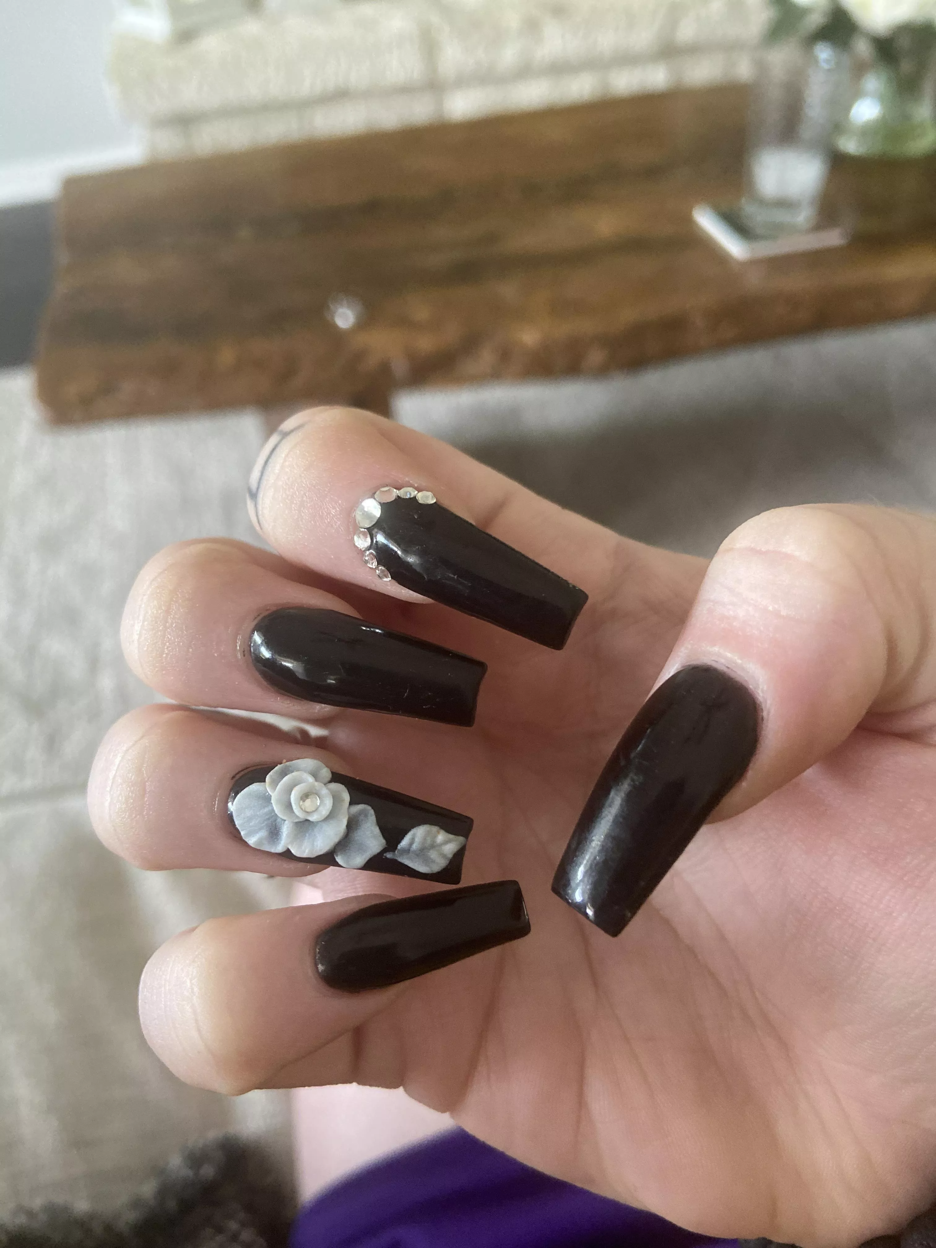 imagine these wrapped around your 😈