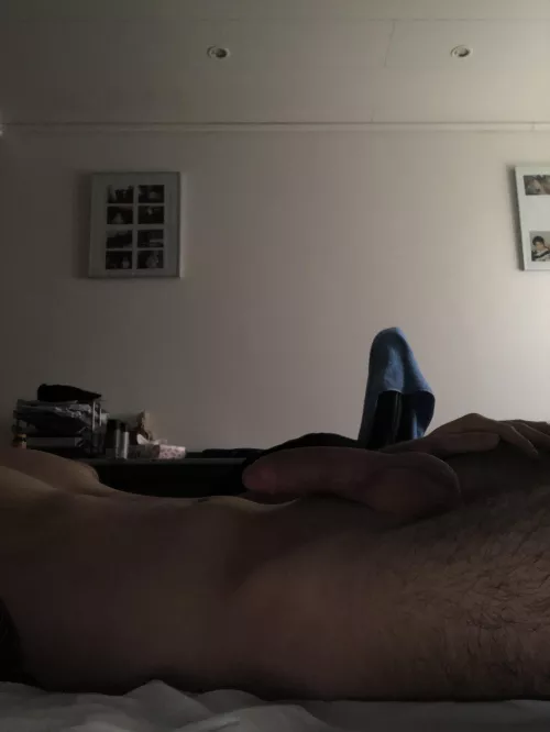 Imagine waking up and seeing this next to you, what would you do?