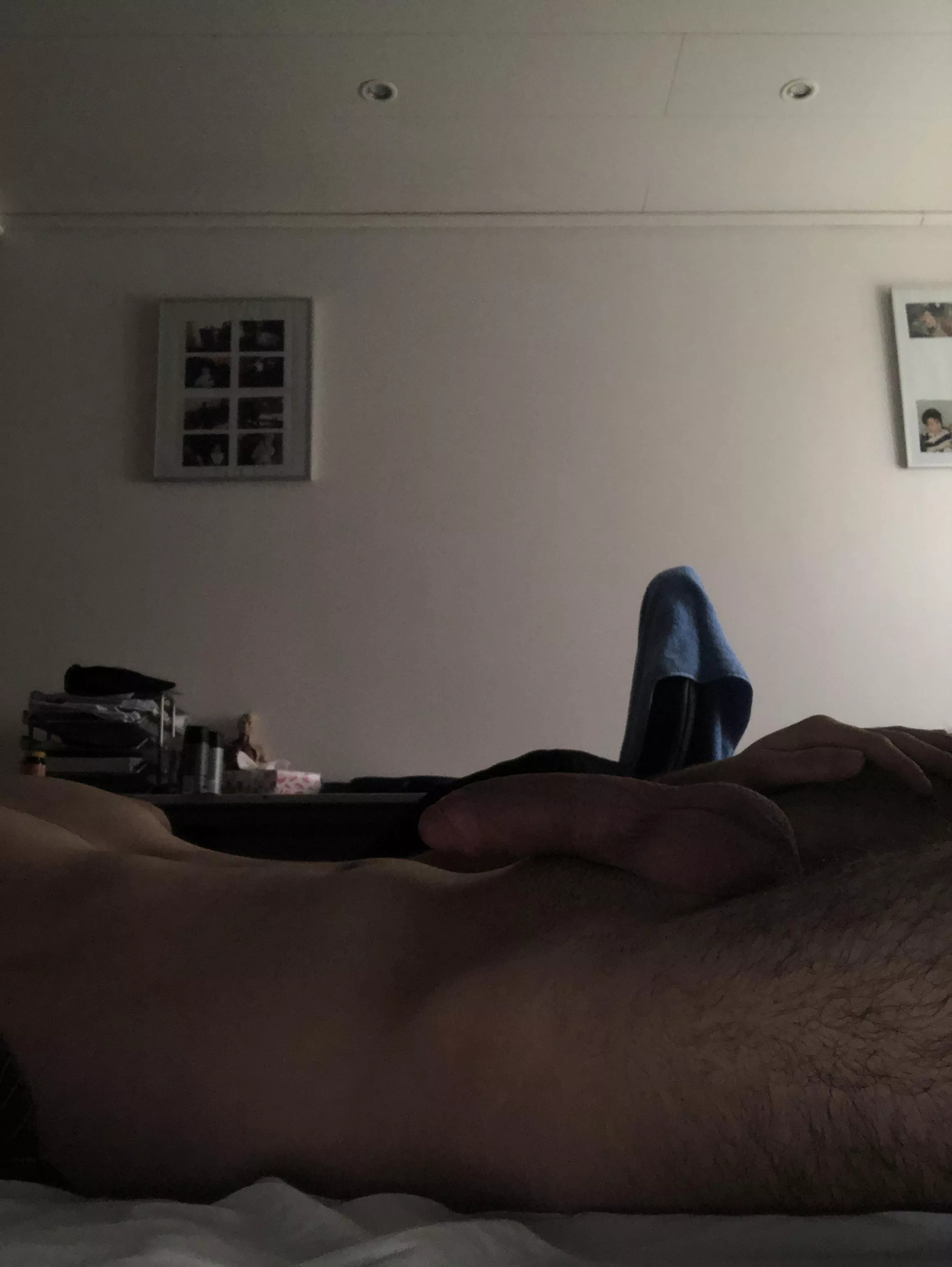 Imagine waking up and seeing this next to you, what would you do? Imagine waking up and seeing this next to you, what would you do?