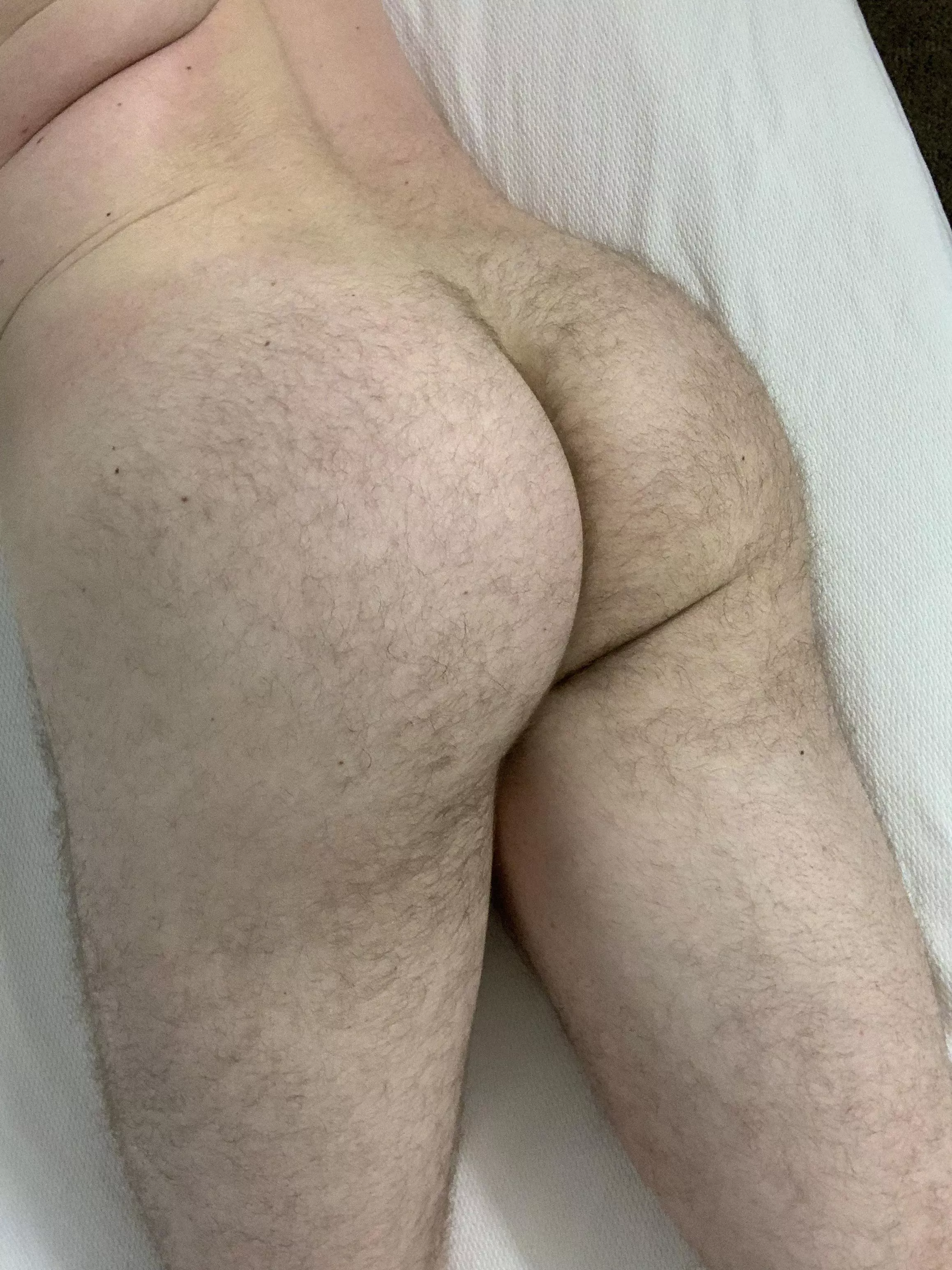 Imagine waking up next to this ass