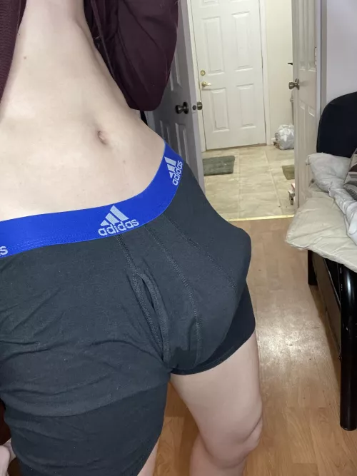 Imagine what he looks like 👀