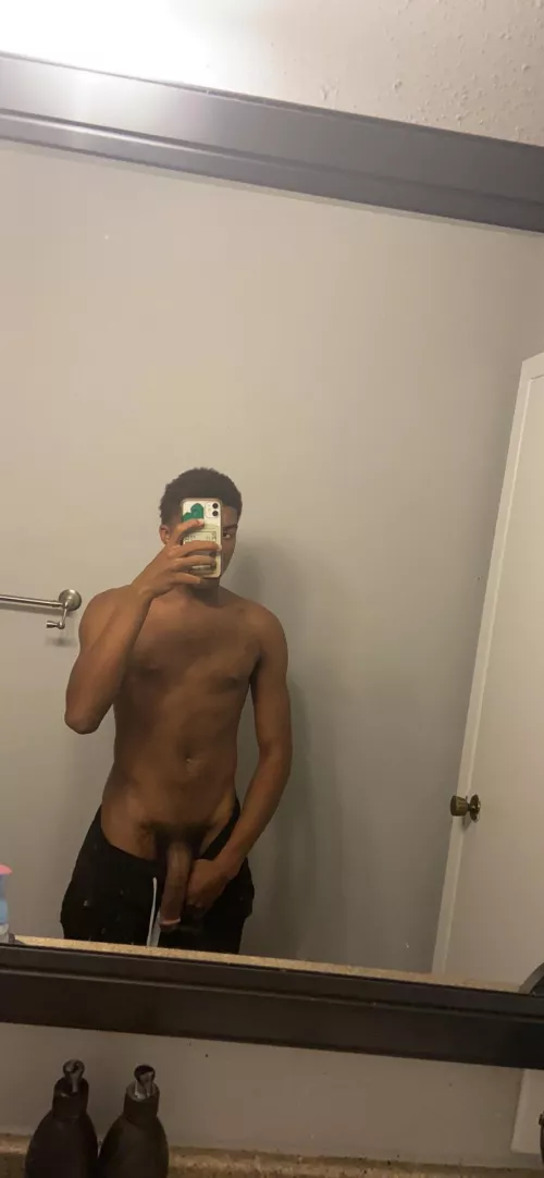 Imagine whatβd I be like if I fully erect :)