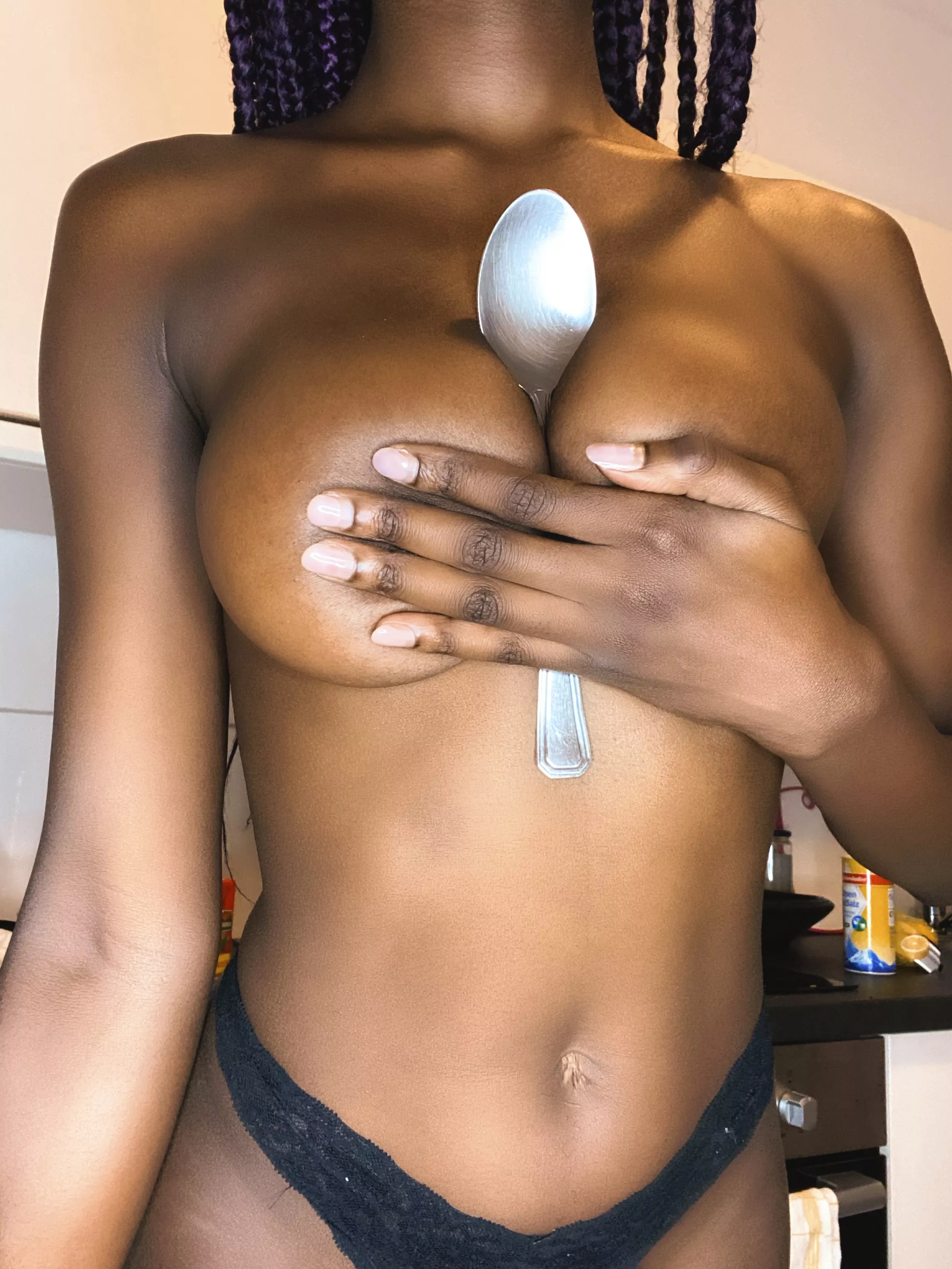 imagine your dick would stick in between🍆 imagine your dick would stick in between🍆