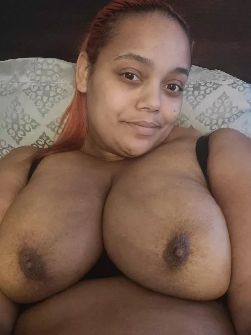 In bed sick 🤧😷 I think I need an injection 💉 🍆 anyone have the right tool?? 😈