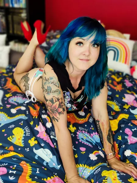 In case you can't tell, I'm all about that color