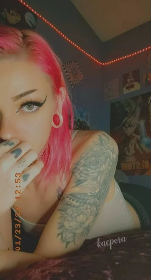 In need of booty rubs. 🥺