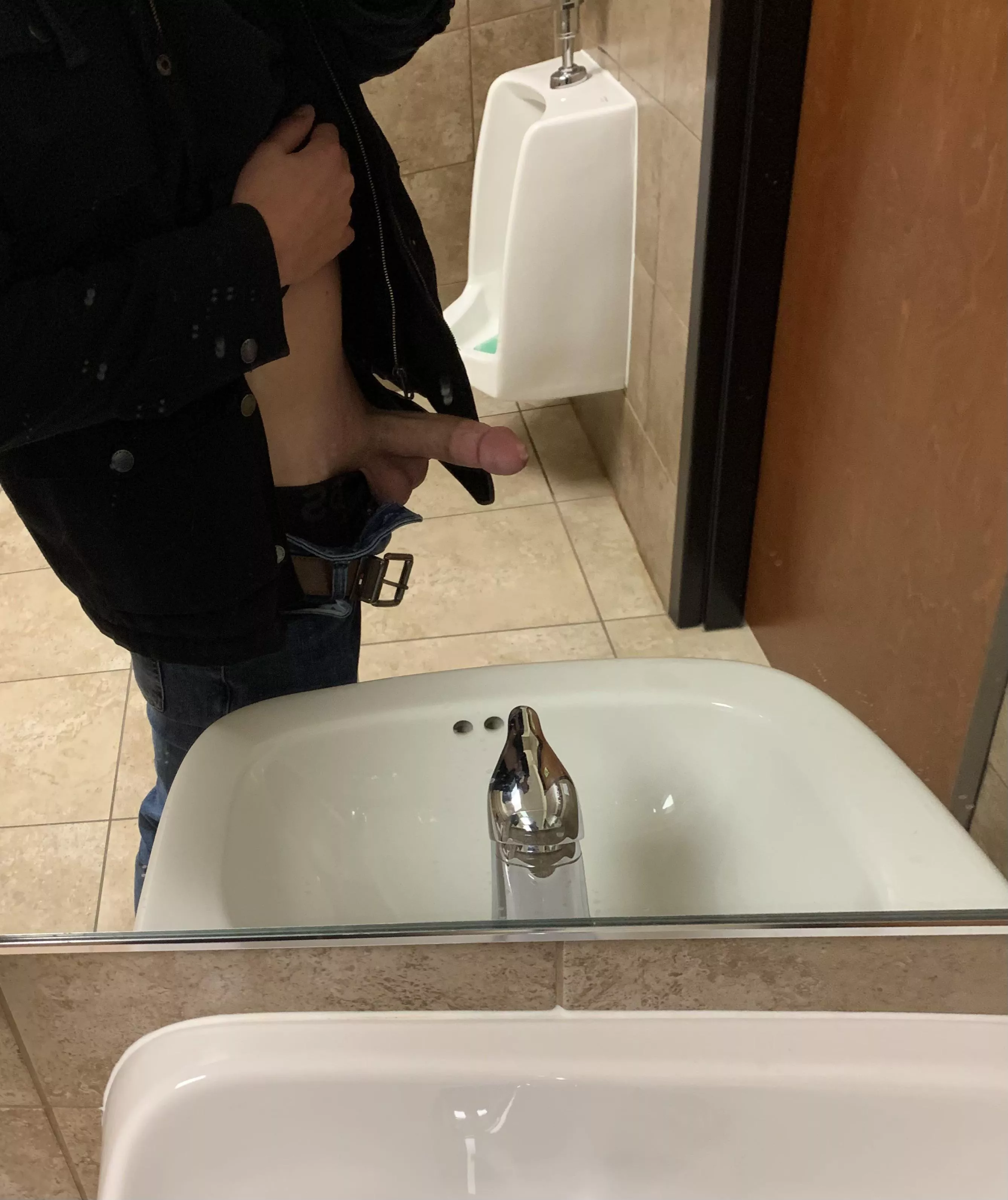In the bathroom while pumping gas who wants to come suck me off rq In the bathroom while pumping gas who wants to come suck me off rq