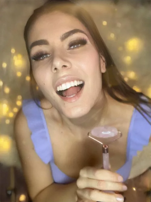 In the middle of my evening routine 😅just having fun