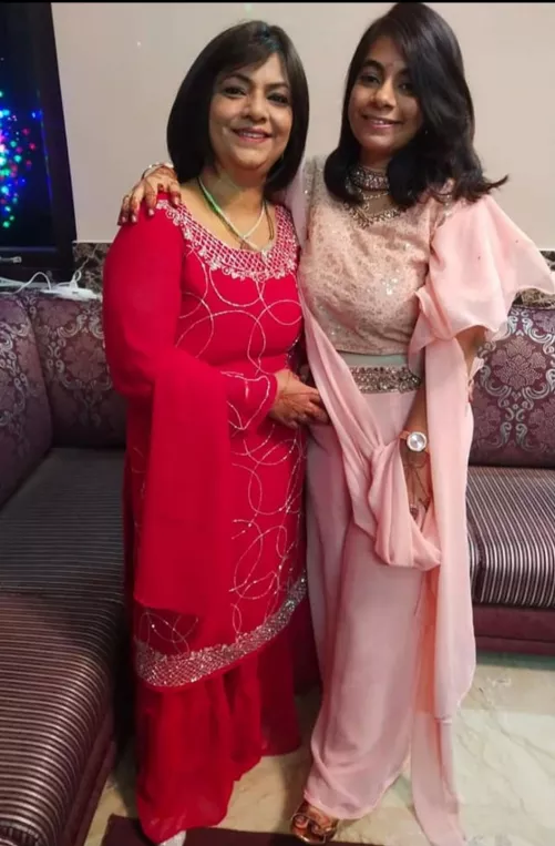 Indian mother daughter duo