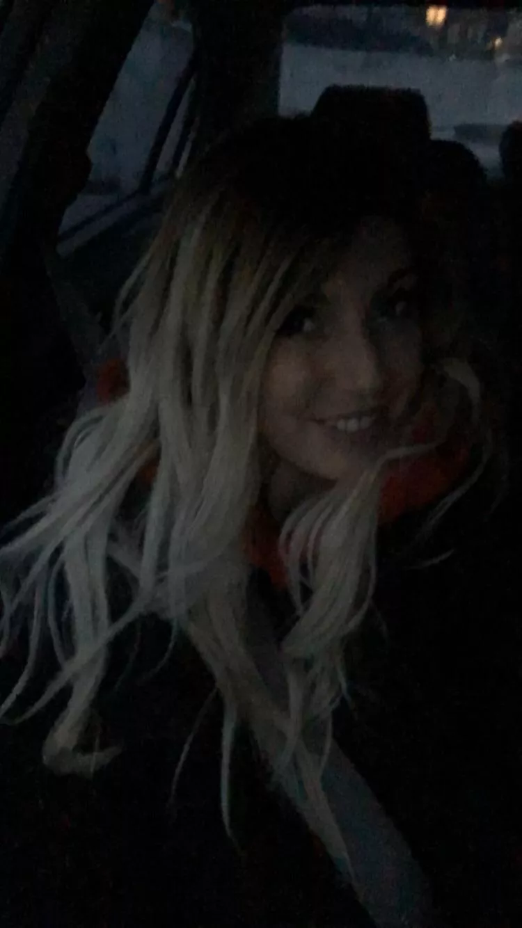 Instagram : blondieloveee